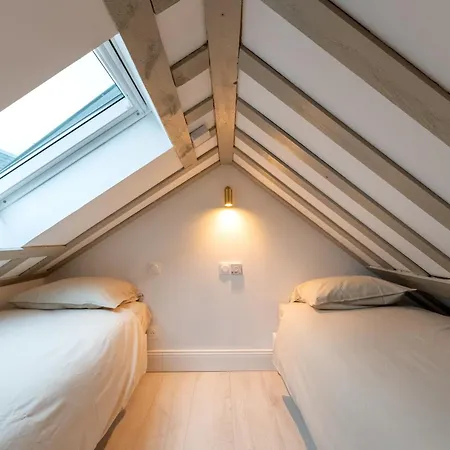 De Gamme Pres De La Cathedrale - A Pied * Rouen